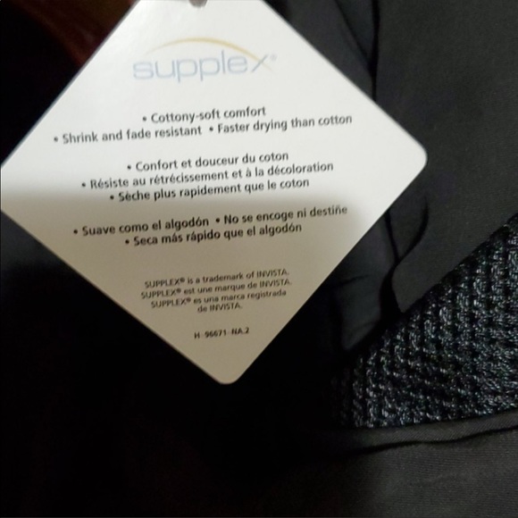 L. L. BEAN LADIES SUNSMART UPF 50+ SUPPLEX WHITE CAPRI DRAWSTRING PANTS - Picture 5 of 12